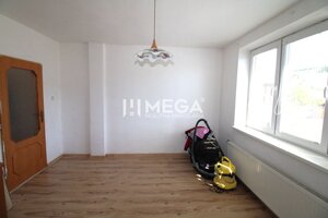 REZERVOVANÝ RODINNÝ DOM S KOZUBOM, NIŽNÉ LADIČKOVCE — foto 14
