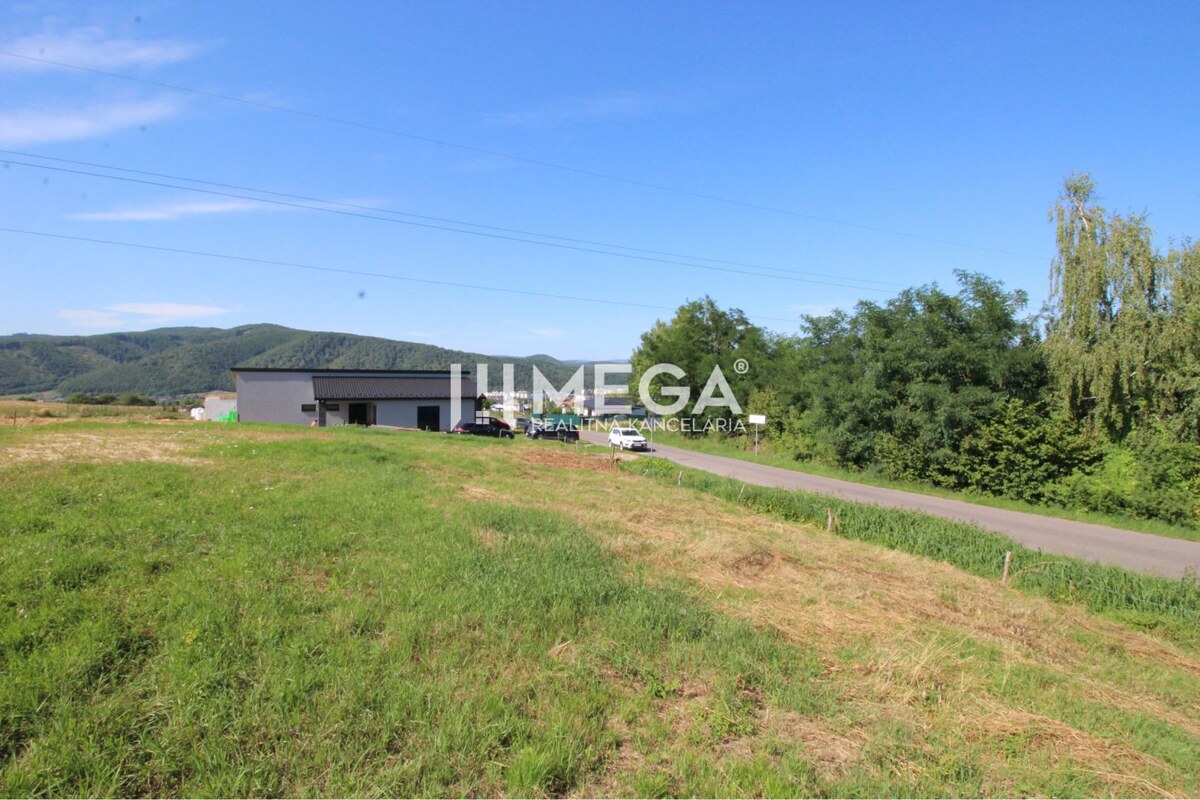 NA PREDAJ INVESTIČNÝ POZEMOK S PANORAMATICKÝM VÝHĽADOM SNINA — foto 6