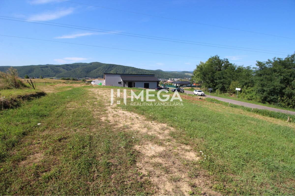 NA PREDAJ INVESTIČNÝ POZEMOK S PANORAMATICKÝM VÝHĽADOM SNINA — foto 7