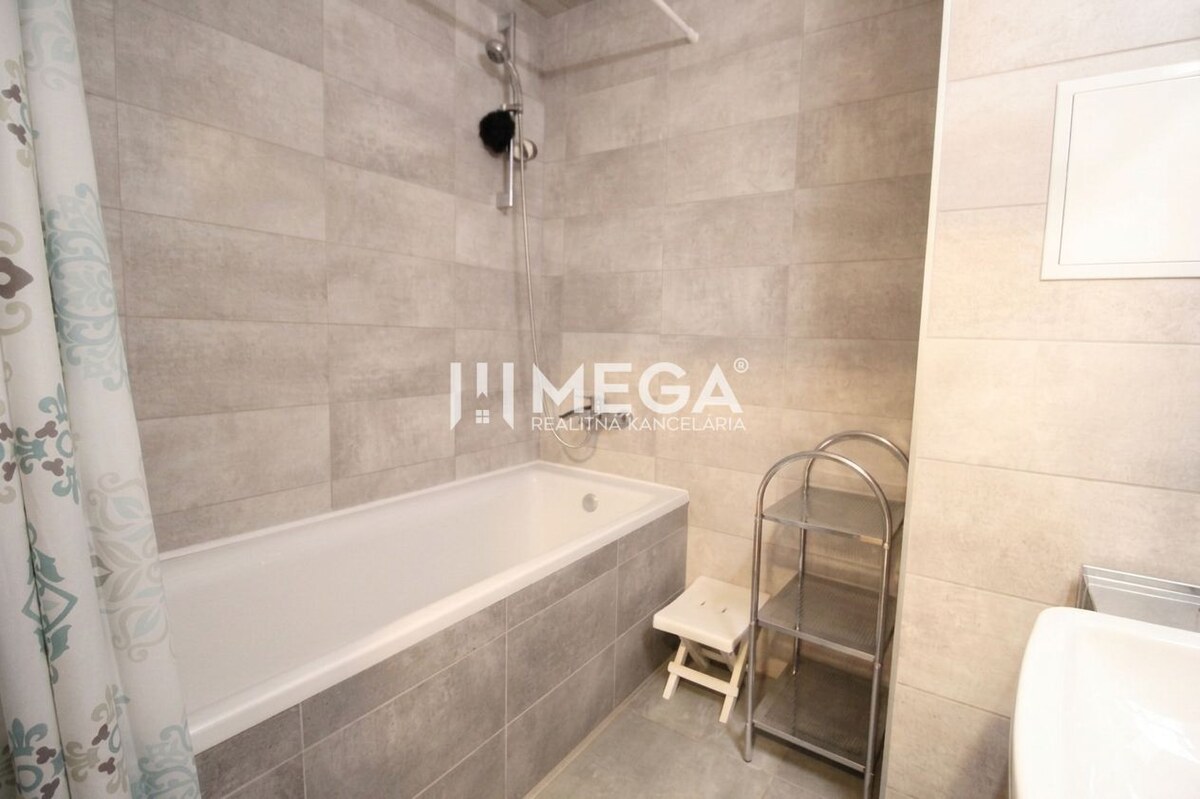 ZNÍŽENÁ CENA EXKLUZÍVNE NA PREDAJ: 3-IZBOVÝ BYT 94 m² | PARKOVACIE MIE — foto 11