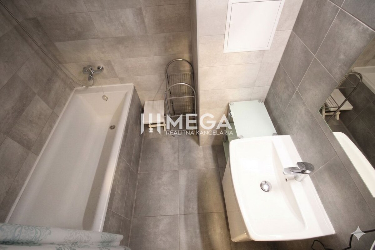 ZNÍŽENÁ CENA EXKLUZÍVNE NA PREDAJ: 3-IZBOVÝ BYT 94 m² | PARKOVACIE MIE — foto 12