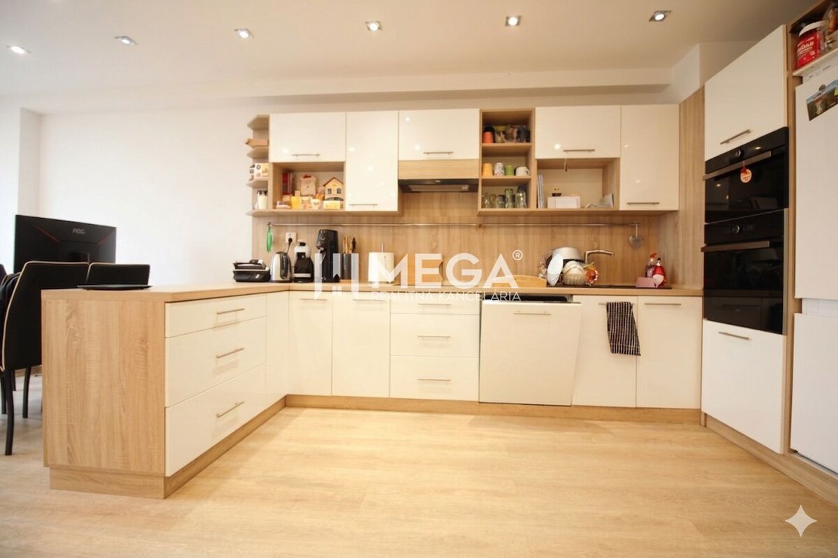 ZNÍŽENÁ CENA EXKLUZÍVNE NA PREDAJ: 3-IZBOVÝ BYT 94 m² | PARKOVACIE MIE — foto 4