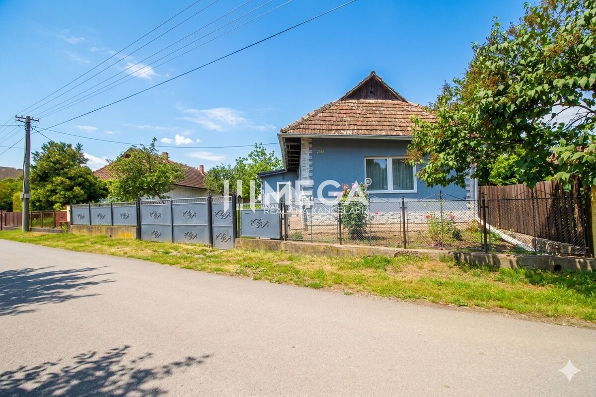 NA PREDAJ EXKLUZÍVNE: Rodinný dom s veľkým pozemkom - Veľká Ida — foto 2