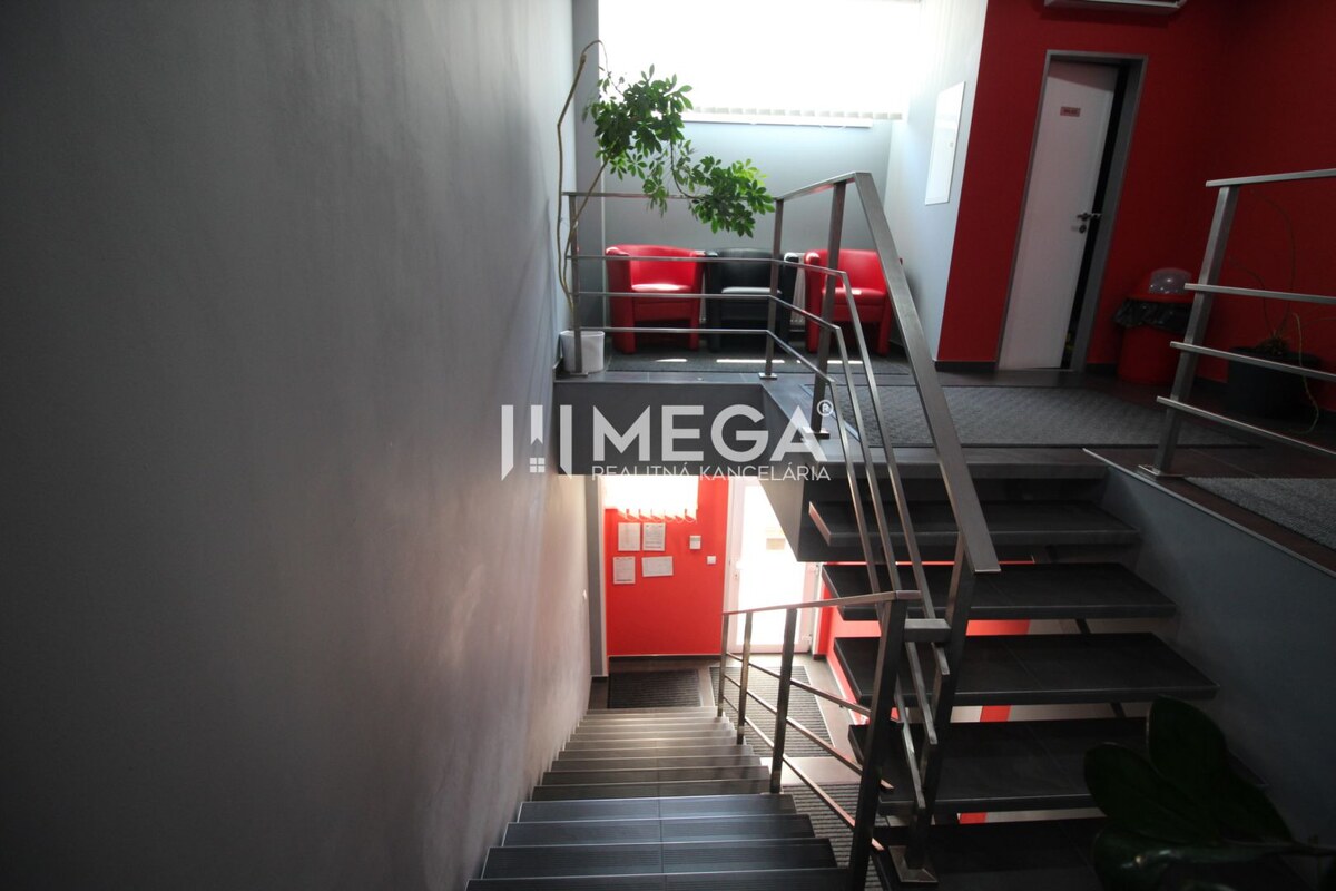 NA PRENÁJOM: 2x Moderná, klimatizovaná kancelária s parkovaním a optic — foto 8