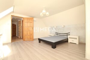 VÝRAZNÁ ZĽAVA: Priestranný dvojgeneračný rodinný dom - Valaliky — foto 8