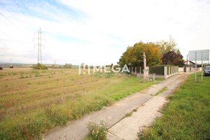 NA PREDAJ: Pozemok na bytovú výstavbu – Mokrance — foto 2