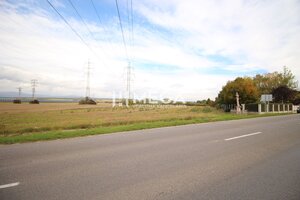 NA PREDAJ: Pozemok na bytovú výstavbu – Mokrance — foto 3