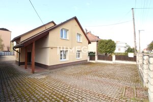 NA PREDAJ: Výnimočná nehnuteľnosť vo Vranove nad Topľou — foto 1