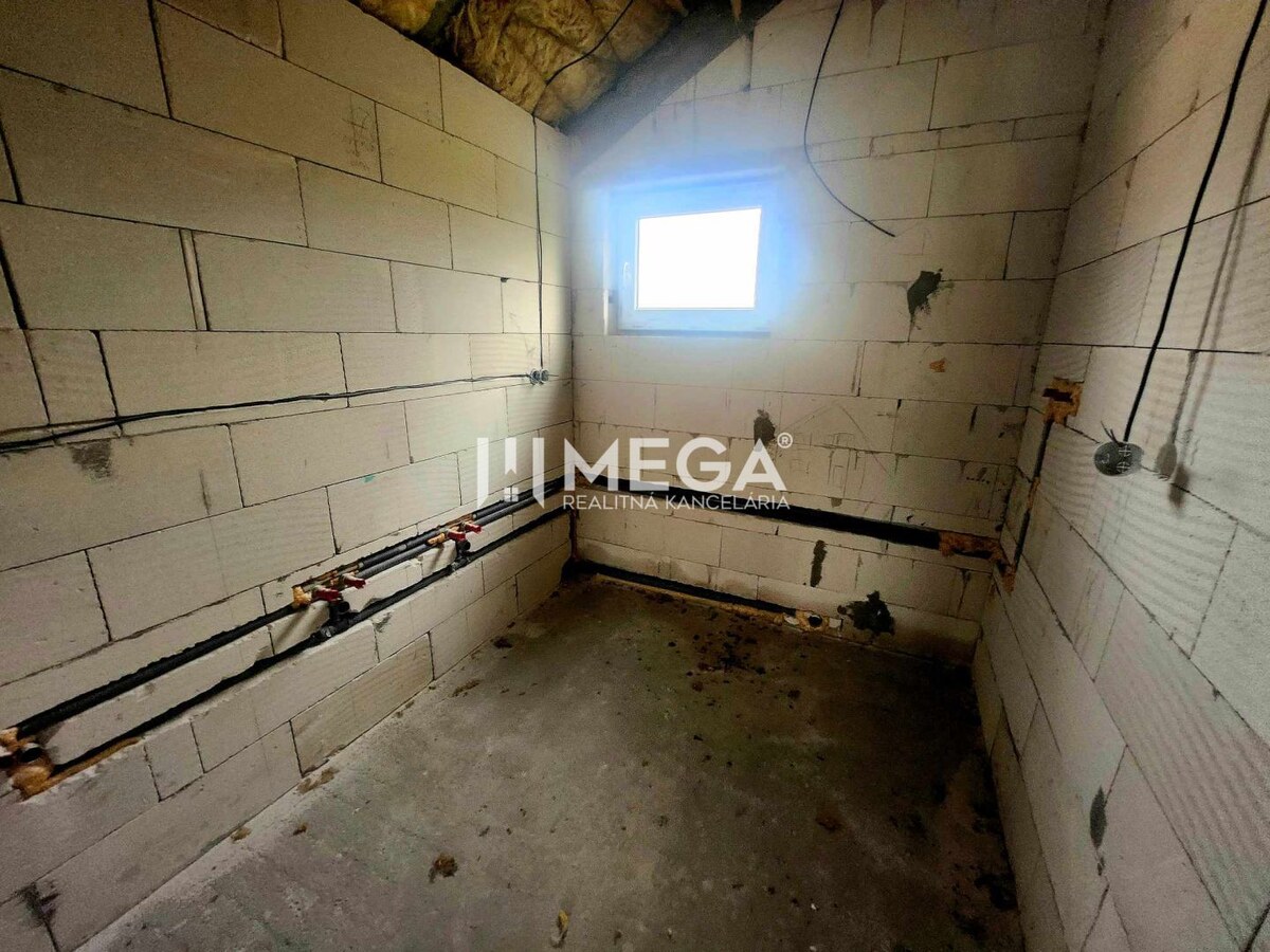 Na predaj uzavretá hrubá stavba RD, Svinica, Košice - okolie — foto 10