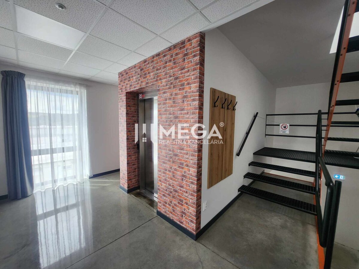Na prenájom moderná kancelária, Prešov, Strojnícka ul. — foto 7