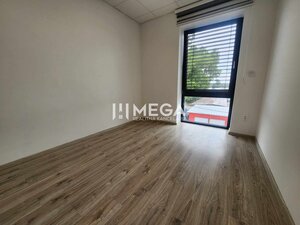Na prenájom moderná kancelária, Prešov, Strojnícka ul. — foto 1