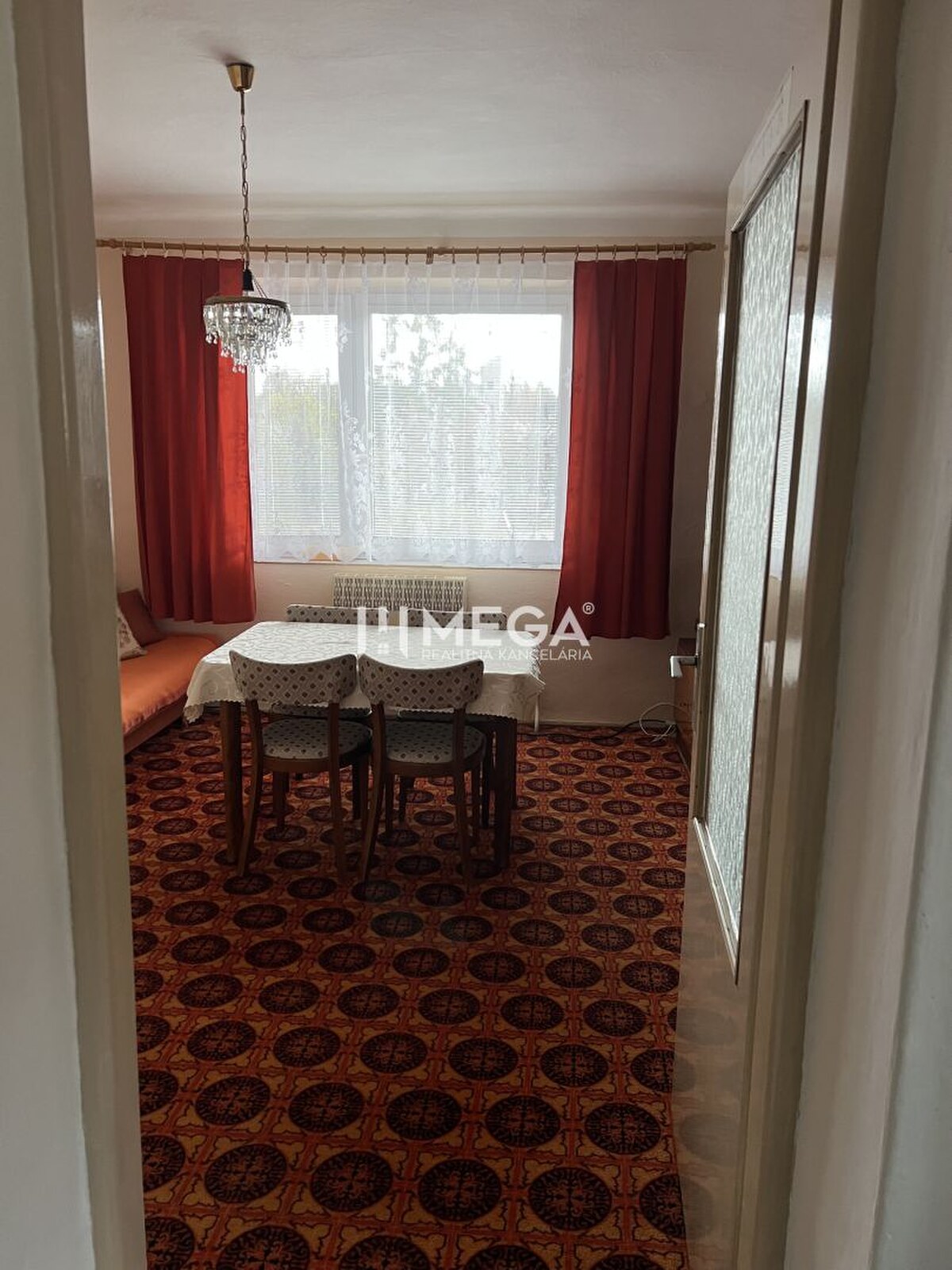 Znížena cena domu na Jesenského ulici v Snine — foto 4