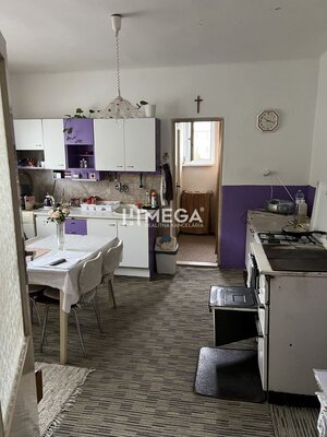 Znížena cena domu na Jesenského ulici v Snine — foto 9