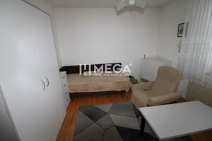 Na predaj - priestranný rodinný dom v Snine na pozemku 729 m² — foto 9
