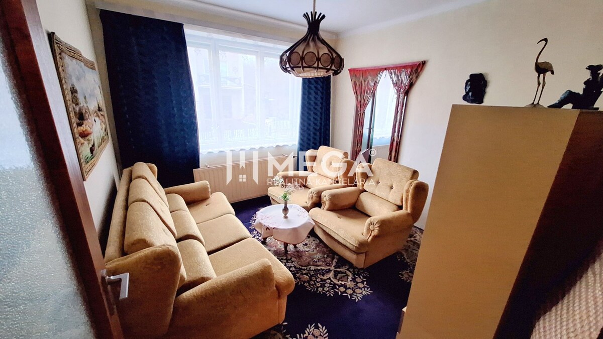 EXKLUZÍVNE NA PREDAJ:  3.podlažný dom v meste Snina — foto 12