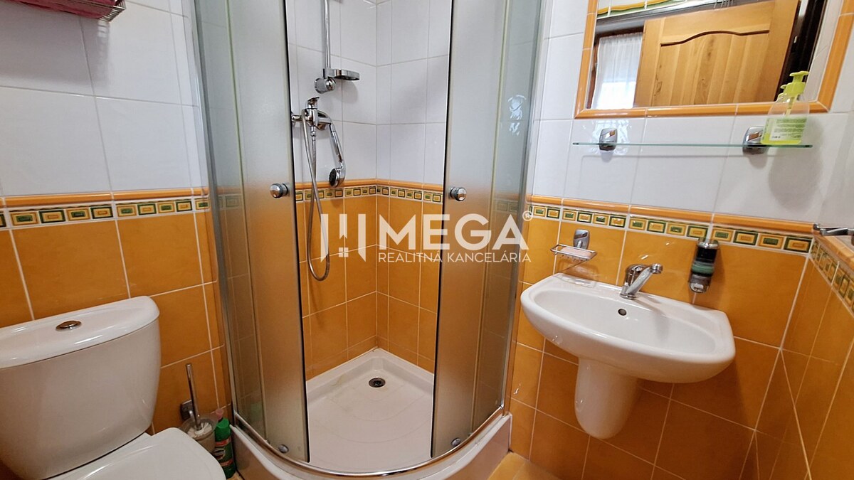 EXKLUZÍVNE NA PREDAJ Chata bez nutnosti investícií - VINNÉ — foto 16