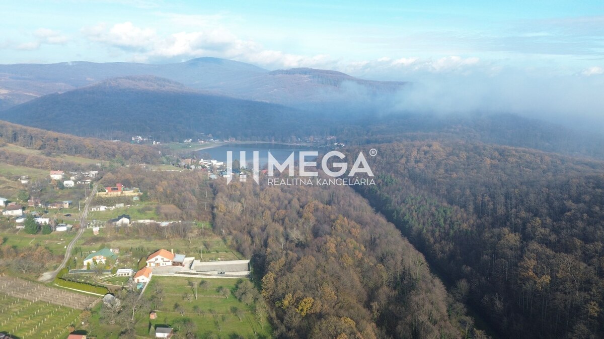 EXKLUZÍVNE NA PREDAJ Chata bez nutnosti investícií - VINNÉ — foto 18