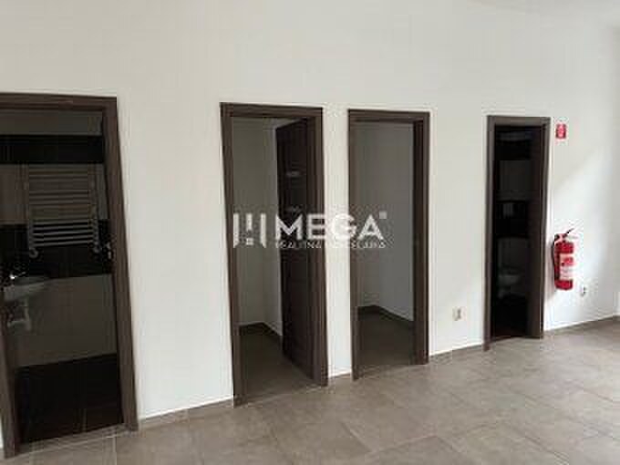 Prenájom komerčných priestorov – Snina (budova ECO umyvárky) — foto 5