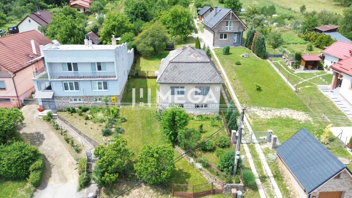 NA PREDAJ - Rodinný dom s pozemkom 3 277 m² v Snine