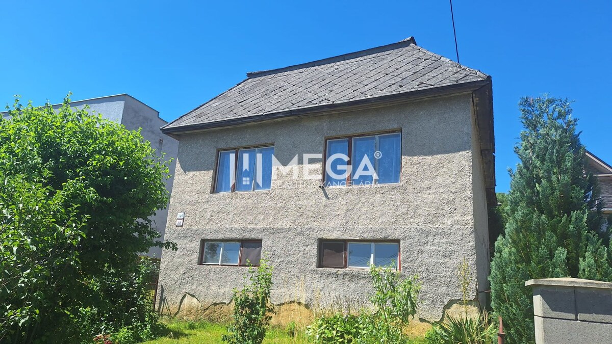 NA PREDAJ - Rodinný dom s pozemkom 3 277 m² v Snine — foto 4