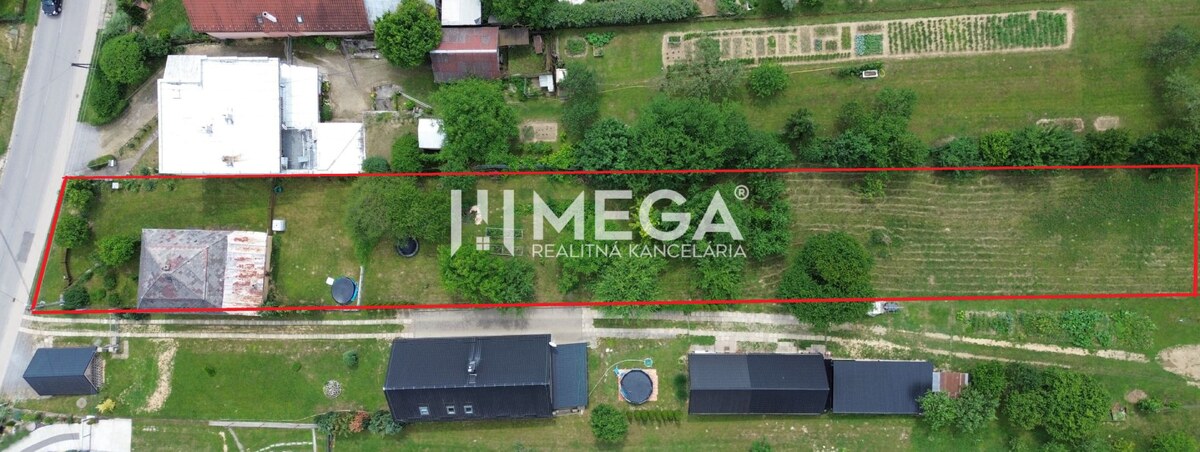 NA PREDAJ - Rodinný dom s pozemkom 3 277 m² v Snine — foto 5