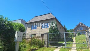 NA PREDAJ - Rodinný dom s pozemkom 3 277 m² v Snine — foto 3