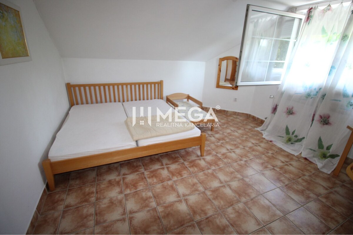 Na predaj rodinný dom s obrovským pozemkom – Pčoline — foto 17