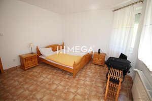 Na predaj rodinný dom s obrovským pozemkom – Pčoline — foto 9