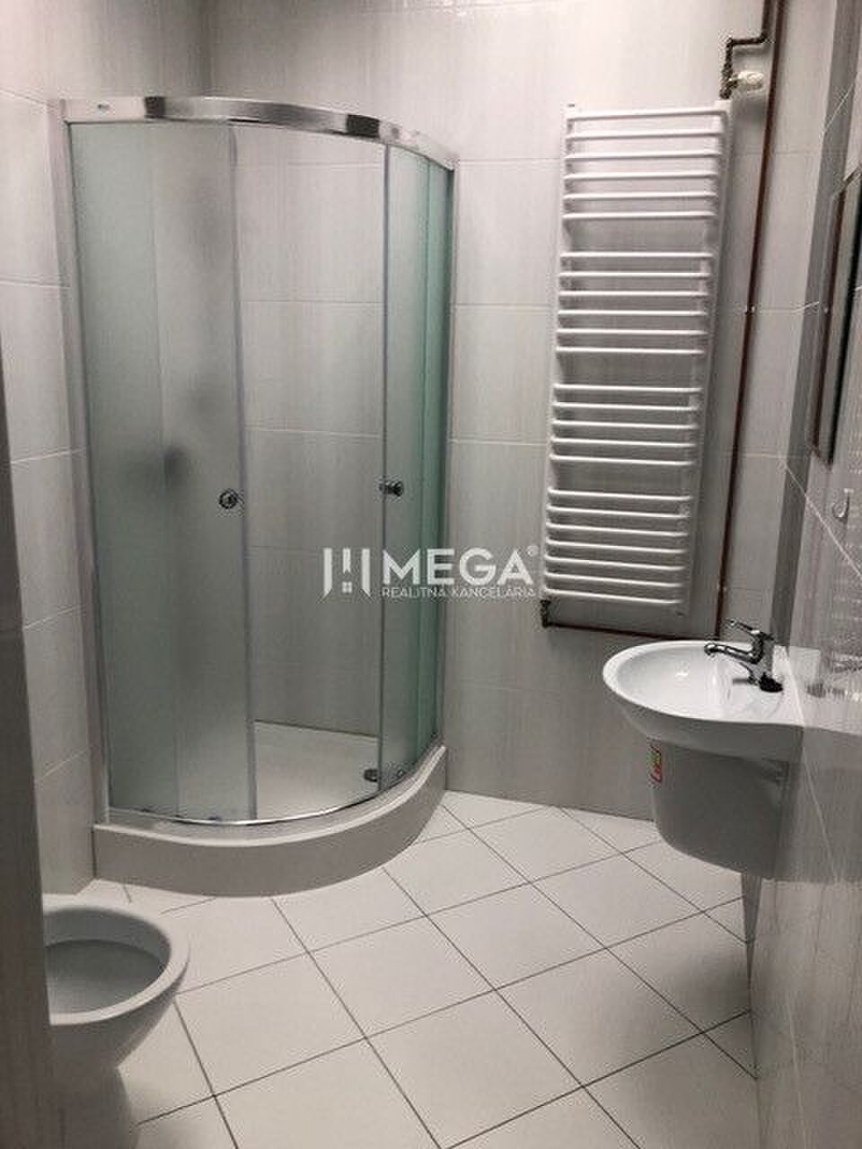 SKVELÁ PONUKA – POLYFUNKČNÝ OBJEKT NA PREDAJ | SNINA — foto 16
