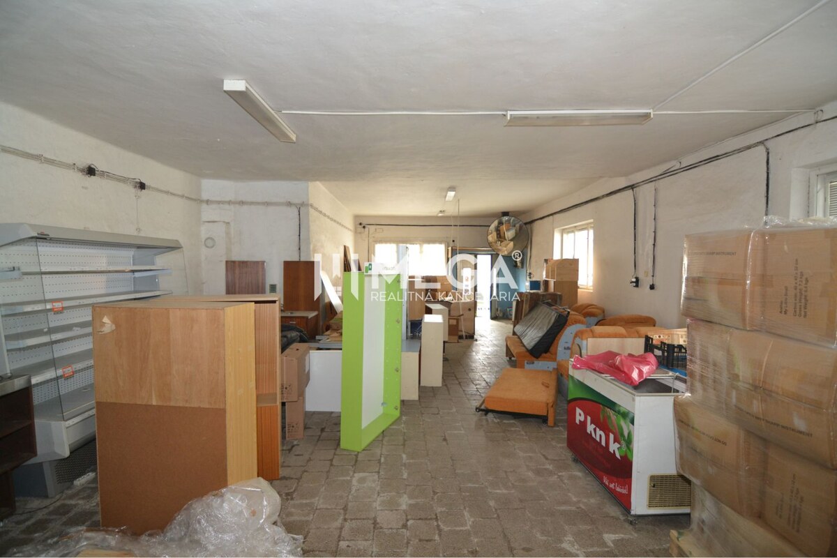 Prenájom časti komerčnej budovy na podnikanie – Stakčín — foto 8