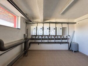 NA PREDAJ MODERNÝ VÝROBNO-SKLADOVACÍ AREÁL V SNINE — foto 14