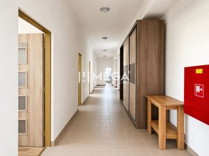 NA PREDAJ MODERNÝ VÝROBNO-SKLADOVACÍ AREÁL V SNINE — foto 6