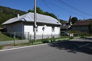 PREDAJ RODINNÉHO DOMU so záhradou KOLBASOV (okres SNINA) — foto 3