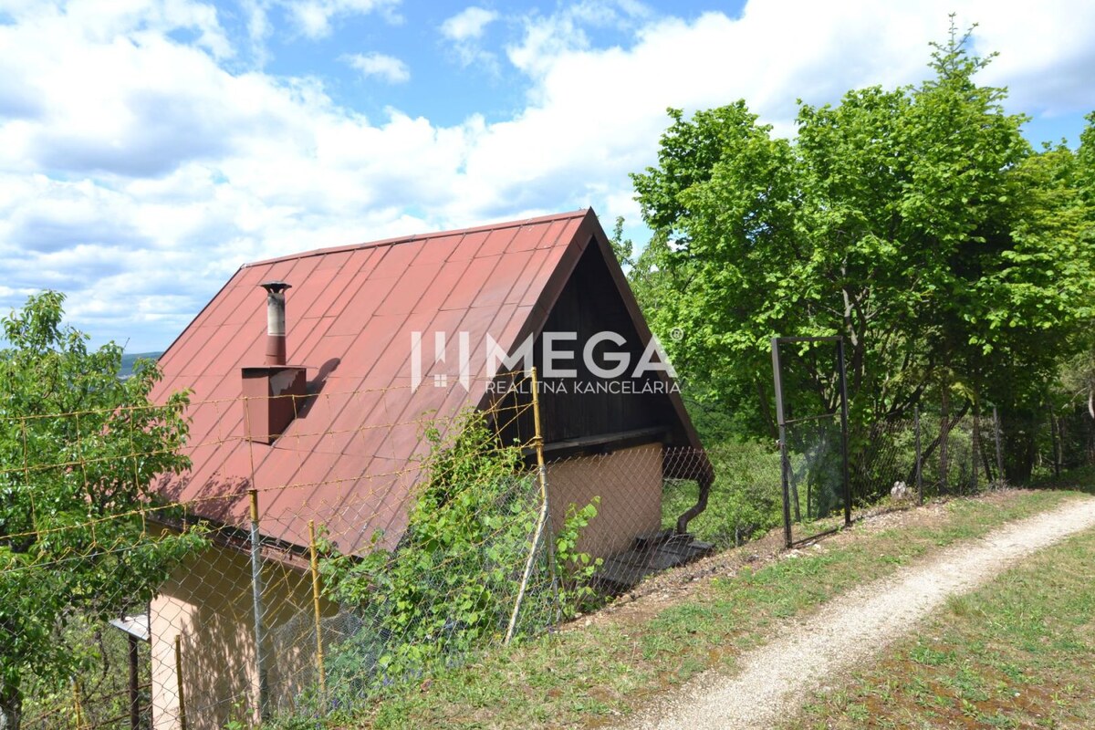 PREDAJ CHATKY s POZEMKOM (oblasť PONIKLEC)