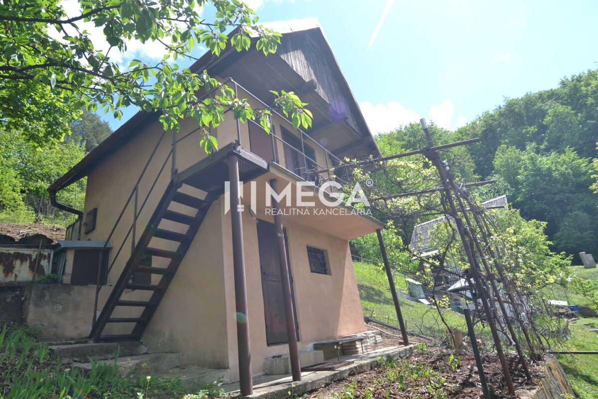 PREDAJ CHATKY s POZEMKOM (oblasť PONIKLEC) — foto 3
