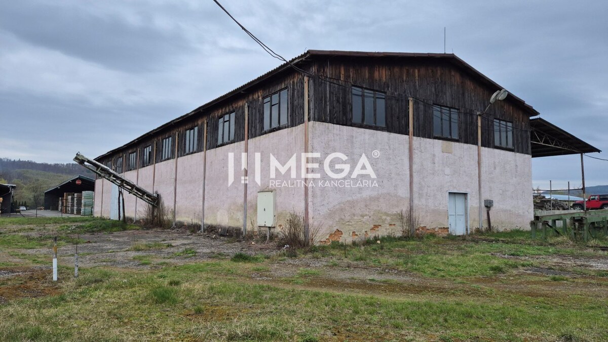 PRENÁJOM veľkej HALY v obci UDAVSKÉ
