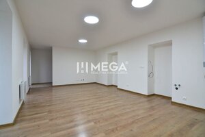PREDAJ MODERNE ZREKONŠTRUOVANÝCH BYTOV V STRÁŽSKOM (BYT E) — foto 5