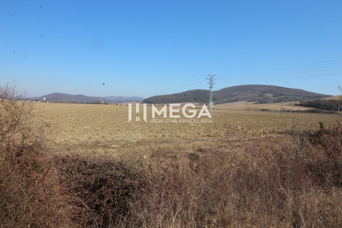 Exkluzívne na predaj pozemok v Lackovciach — foto 2
