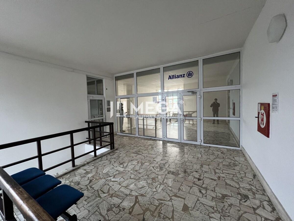 Na prenájom kancelárie v centre mesta Stropkov — foto 2