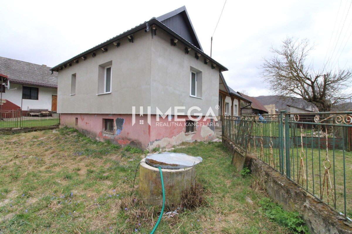 Na predaj - Dom s veľkým pozemkom v Pakostove — foto 20