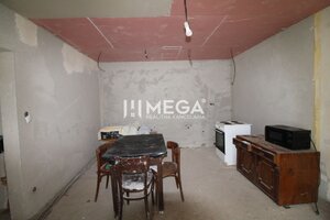 Na predaj - Dom s veľkým pozemkom v Pakostove — foto 10