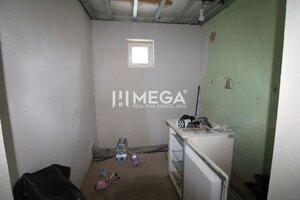 Na predaj - Dom s veľkým pozemkom v Pakostove — foto 7