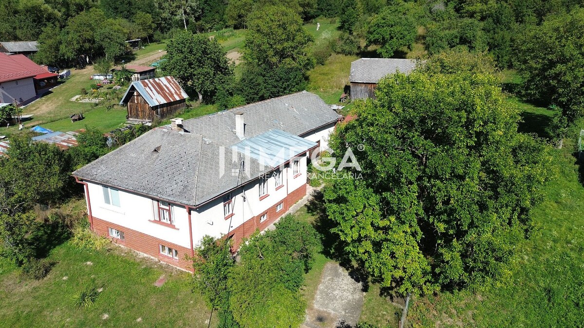 Na predaj dom v krásnom prostredí obce Vyšné Ladičkovce, exkluzívna po — foto 10