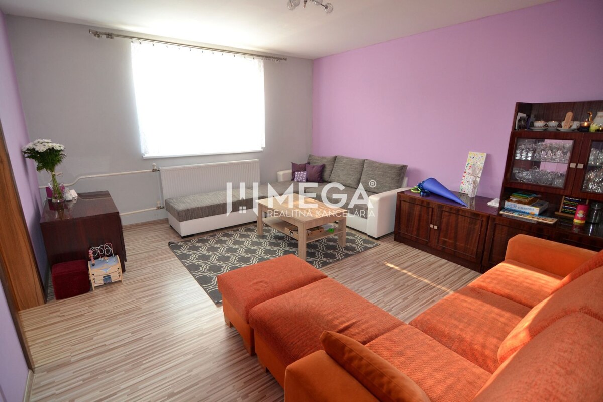 Na predaj dom v krásnom prostredí obce Vyšné Ladičkovce, exkluzívna po — foto 13