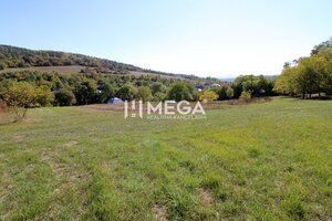Na predaj pozemok aj na výstavbu v obci Vyšné Ladičkovce — foto 10