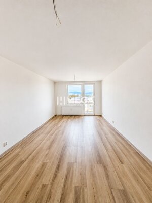 Na predaj  – 2 izbový byt s balkónom v Strážskom — foto 1