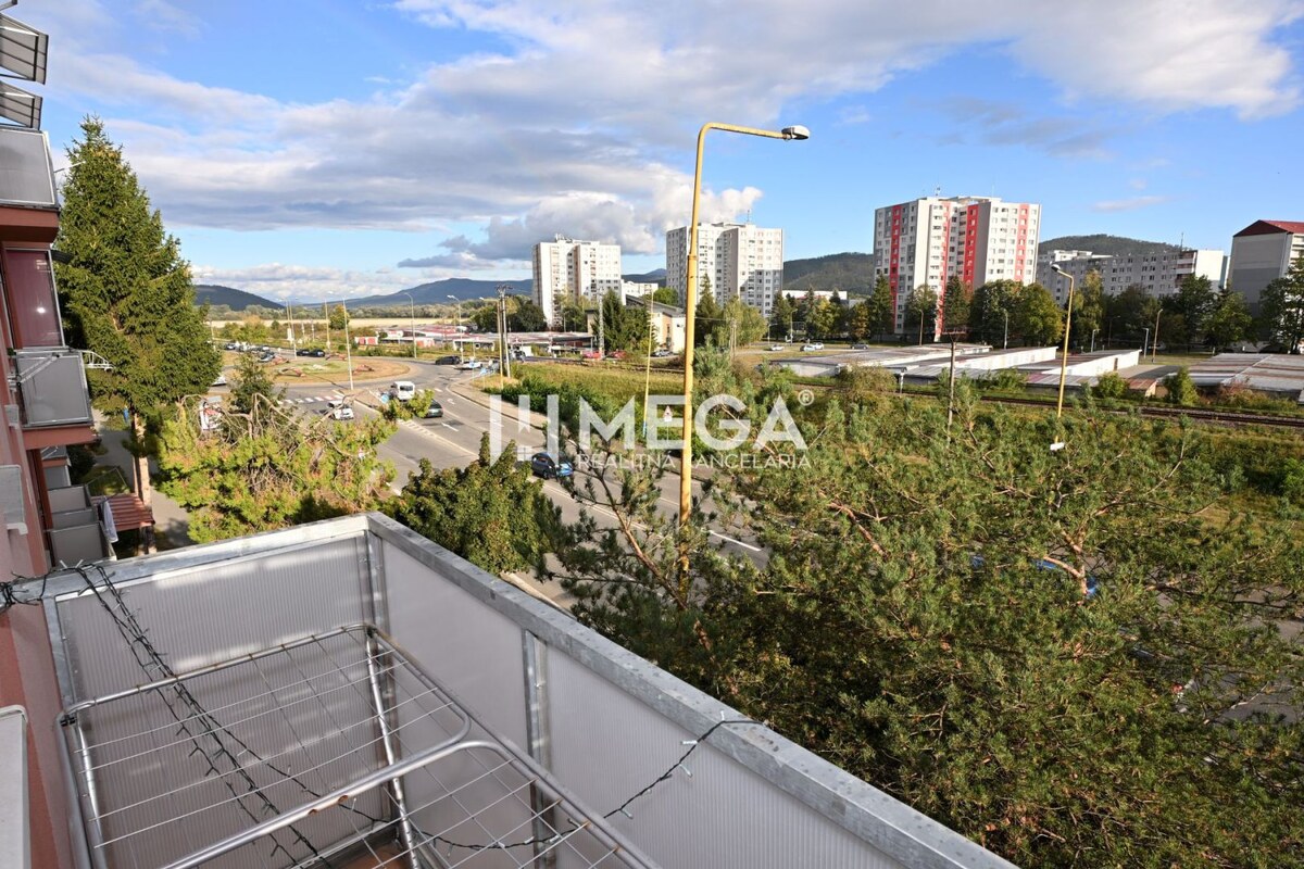 NOVÁ CENA za PREDAJ 2-izbového bytu (55 m2) s balkónom v HE — foto 12