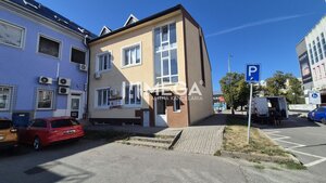 PRENÁJOM OBCHODNÉHO PRIESTORU PRIAMO V CENTRE HUMENNÉHO — foto 13