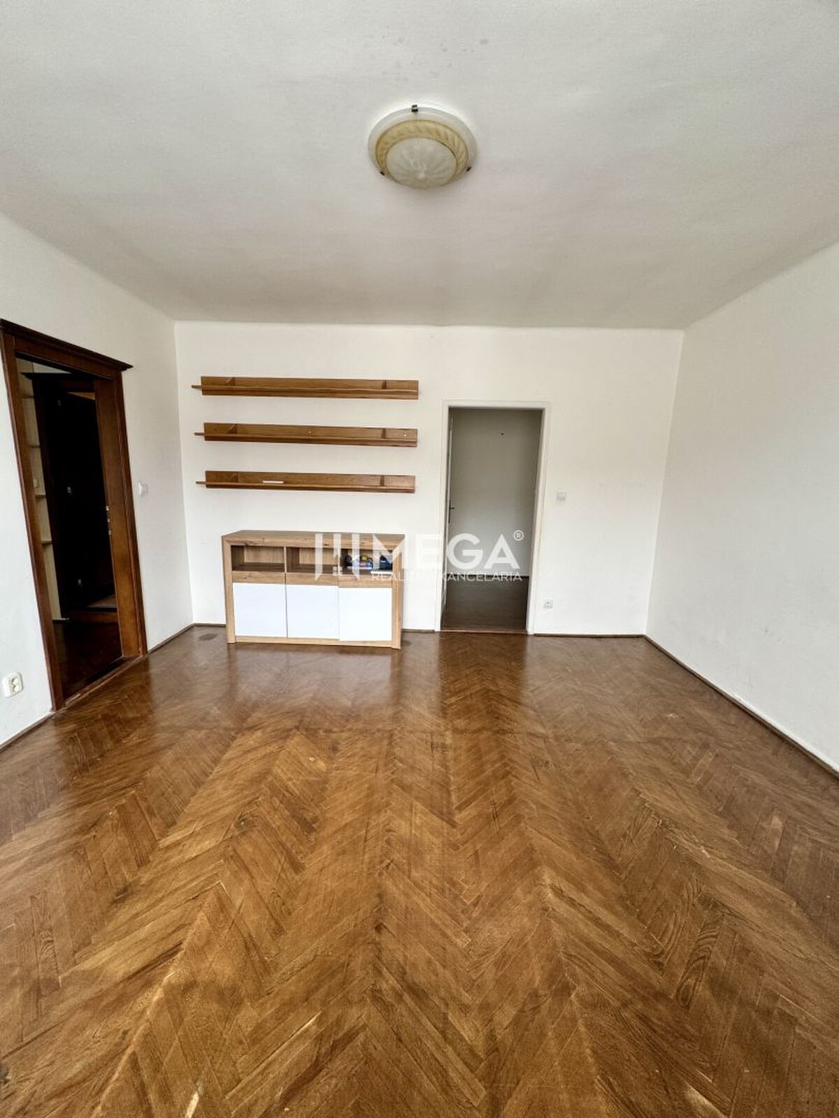 Na predaj priestranný 3-izbový na Nemocničnej ulici v Humennom — foto 6
