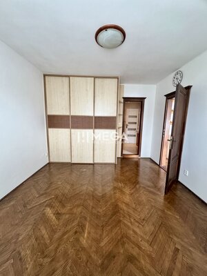Na predaj priestranný 3-izbový na Nemocničnej ulici v Humennom — foto 7